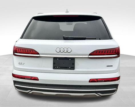 2023 Audi Q7 55 Premium