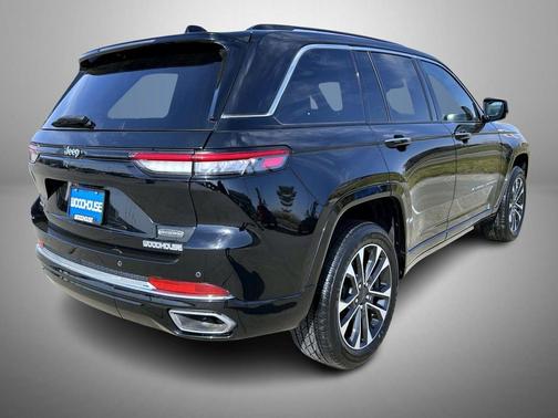 2022 Jeep Grand Cherokee Overland