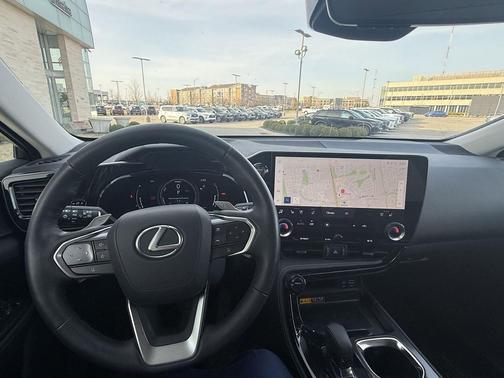 2025 Lexus NX 350h Premium