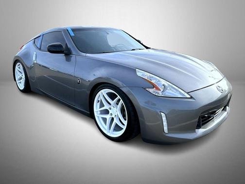 2016 Nissan 370Z Base