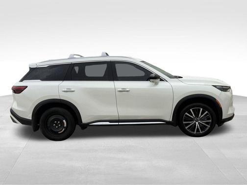 2024 INFINITI QX60 SENSORY