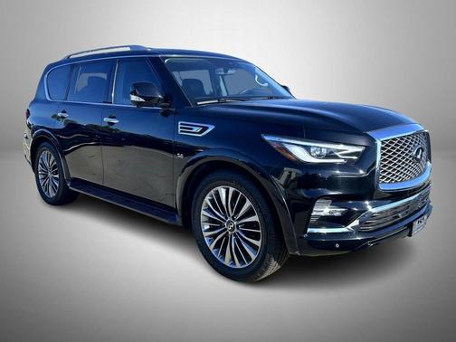 2018 INFINITI QX80 Base