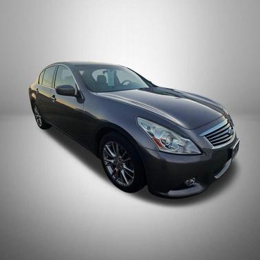 2013 INFINITI G37x Base