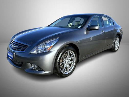 2013 INFINITI G37x Base
