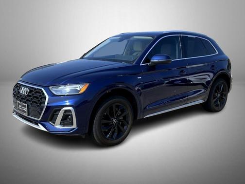 2022 Audi Q5 45 S line Premium Plus