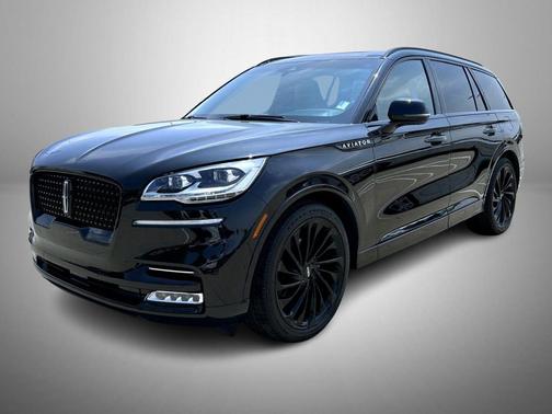 Infinite Black Metallic Clearcoat 2024 Lincoln Aviator Black Label AWD