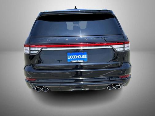 Infinite Black Metallic Clearcoat 2024 Lincoln Aviator Black Label AWD