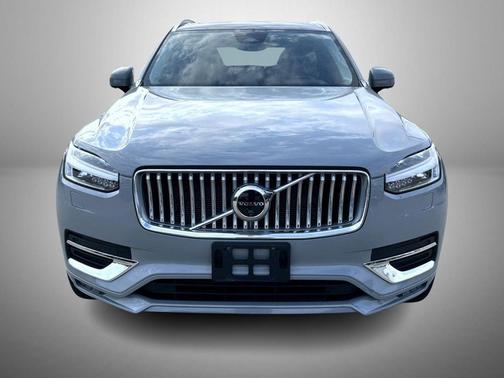2024 Volvo XC90 B6 Plus Bright Theme 7-Seater