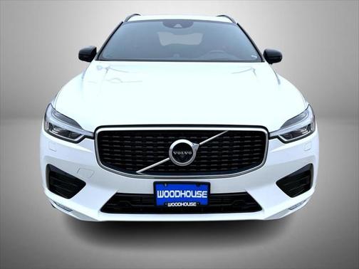 2020 Volvo XC60 T6 R-Design
