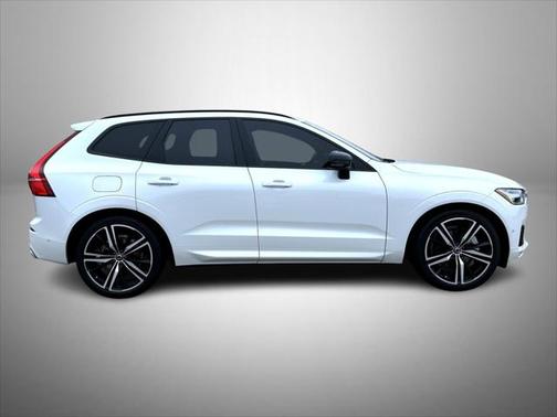 2020 Volvo XC60 T6 R-Design