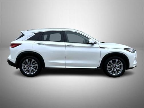 2024 INFINITI QX50 LUXE AWD