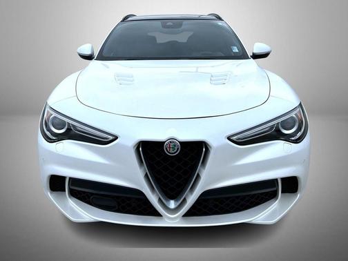2018 Alfa Romeo Stelvio Quadrifoglio