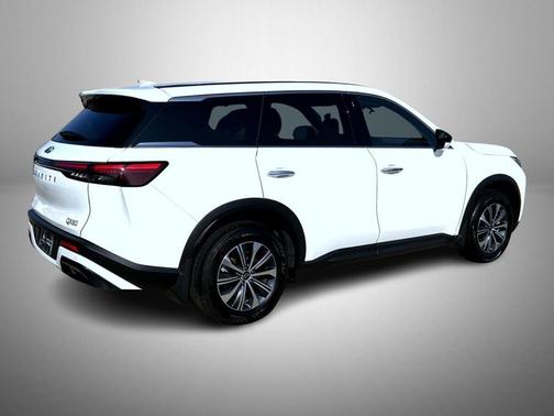 2025 INFINITI QX60 Pure