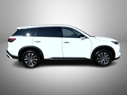 2025 INFINITI QX60 Pure