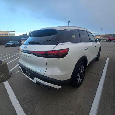 2022 INFINITI QX60 Luxe