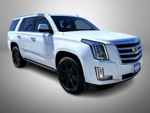 Crystal White Tricoat 2017 Cadillac Escalade Premium Luxury