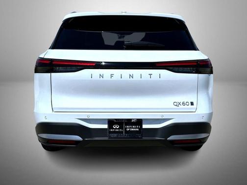 Radiant White 2027 INFINITI QX60 LUXE AWD
