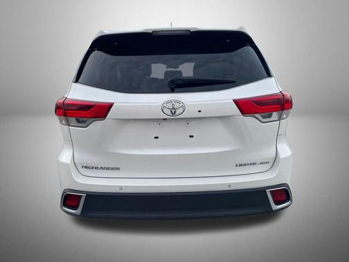 2019 Toyota Highlander Limited Platinum