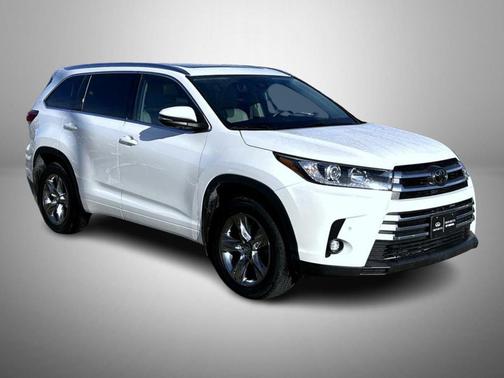 2019 Toyota Highlander Limited Platinum