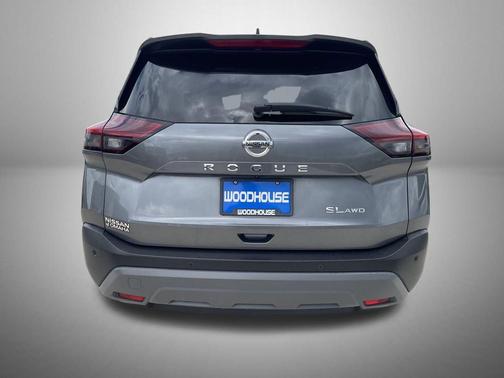 Gun Metallic 2021 Nissan Rogue SL