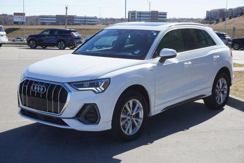 2023 Audi Q3 Premium 45 TFSI S line quattro Tiptronic