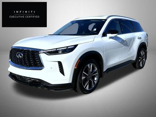 Majestic White 2025 INFINITI QX60 Luxe