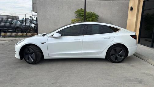 2018 Tesla Model 3 Mid Range