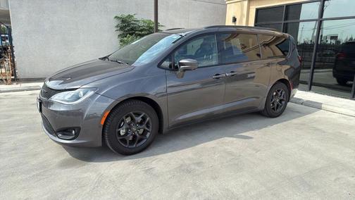 2019 Chrysler Pacifica Touring-L Plus
