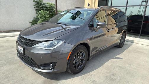 2019 Chrysler Pacifica Touring-L Plus