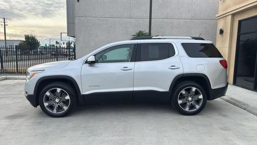 2017 GMC Acadia SLT-2