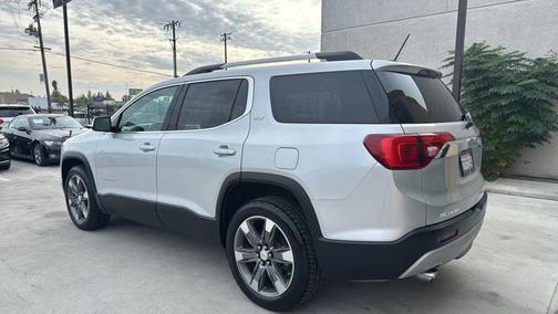2017 GMC Acadia SLT-2