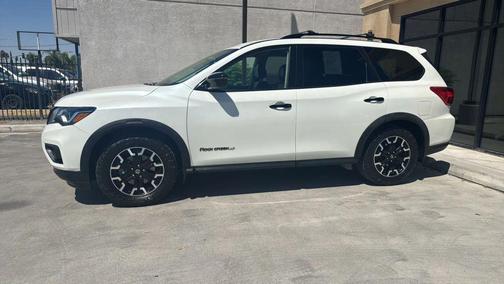2019 Nissan Pathfinder SV