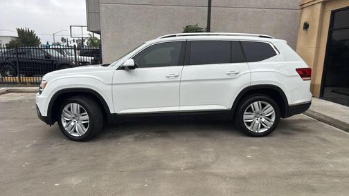 2018 Volkswagen Atlas 3.6L SEL Premium