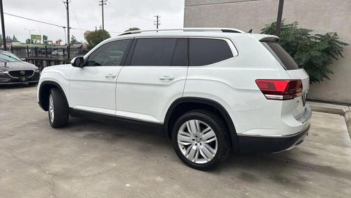 2018 Volkswagen Atlas 3.6L SEL Premium