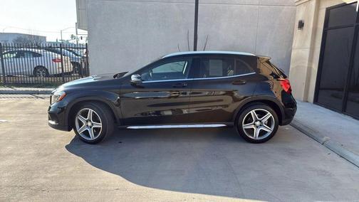 2015 Mercedes-Benz GLA-Class 4MATIC