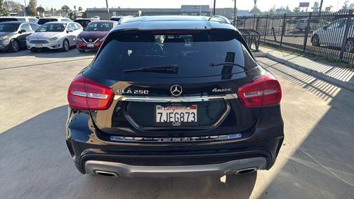 2015 Mercedes-Benz GLA-Class 4MATIC