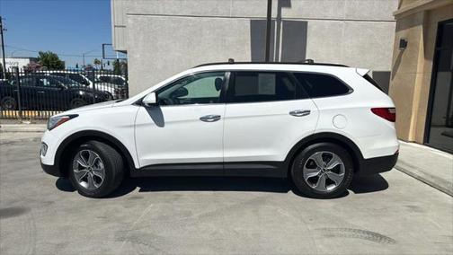 2016 Hyundai SANTA FE SE