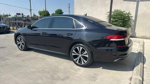 2021 Volkswagen Passat 2.0T SE