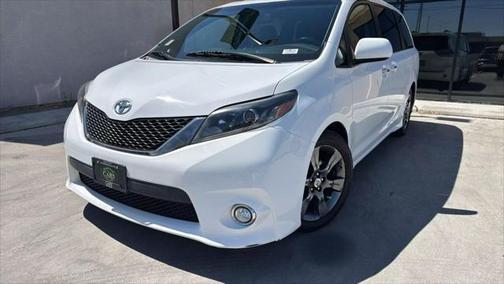 2015 Toyota Sienna SE