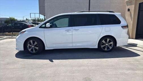 2015 Toyota Sienna SE
