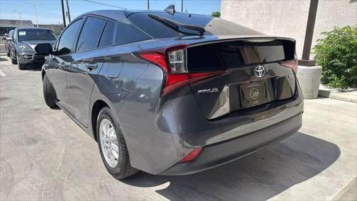 2019 Toyota Prius LE