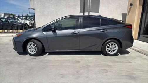 2019 Toyota Prius LE