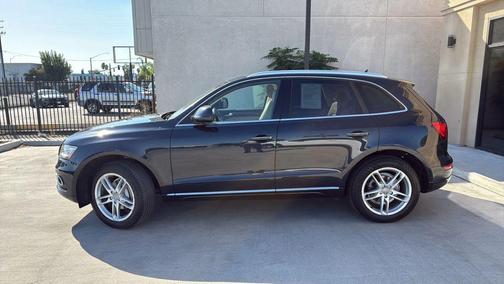 2017 Audi Q5 2.0T Premium Plus
