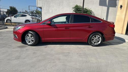 2016 Hyundai SONATA SE