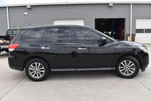 2013 Nissan Pathfinder S