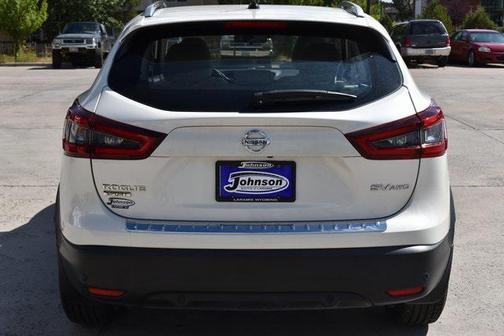 2021 Nissan Rogue Sport SV