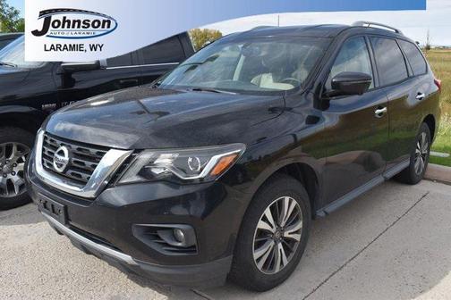 2017 Nissan Pathfinder SL