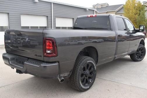 2025 RAM 3500 Big Horn Crew Cab 4x4 8' Box