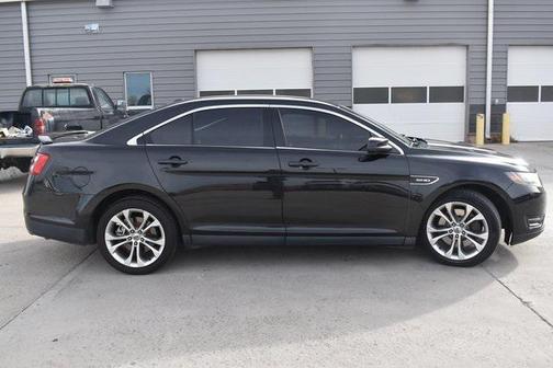 2014 Ford Taurus SHO