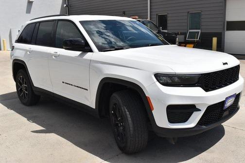 2024 Jeep Grand Cherokee Altitude